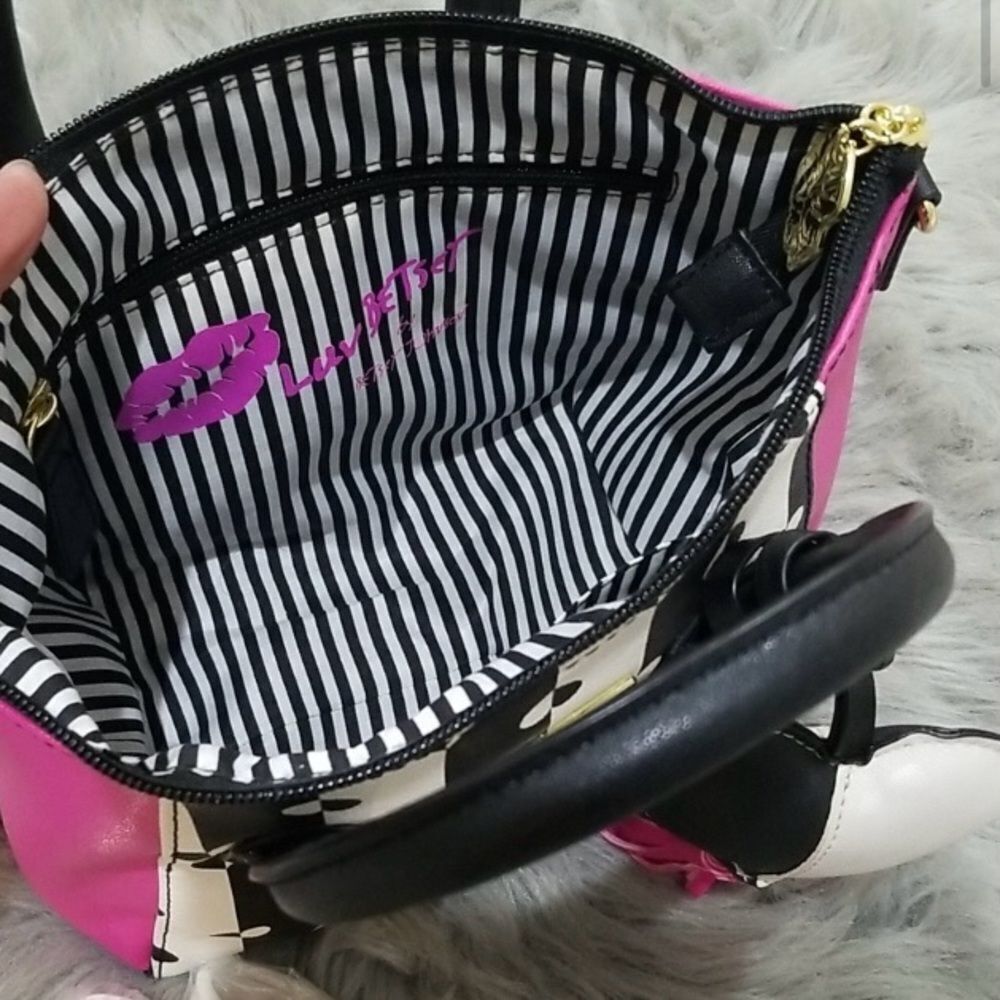 Betsey Johnson Pink and Black Satchel with Heart Print - Picture 13 of 16